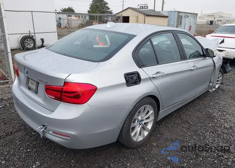 2018 BMW 320I xDrive из США, поврежденный, VIN WBA8E5G59JNV02381